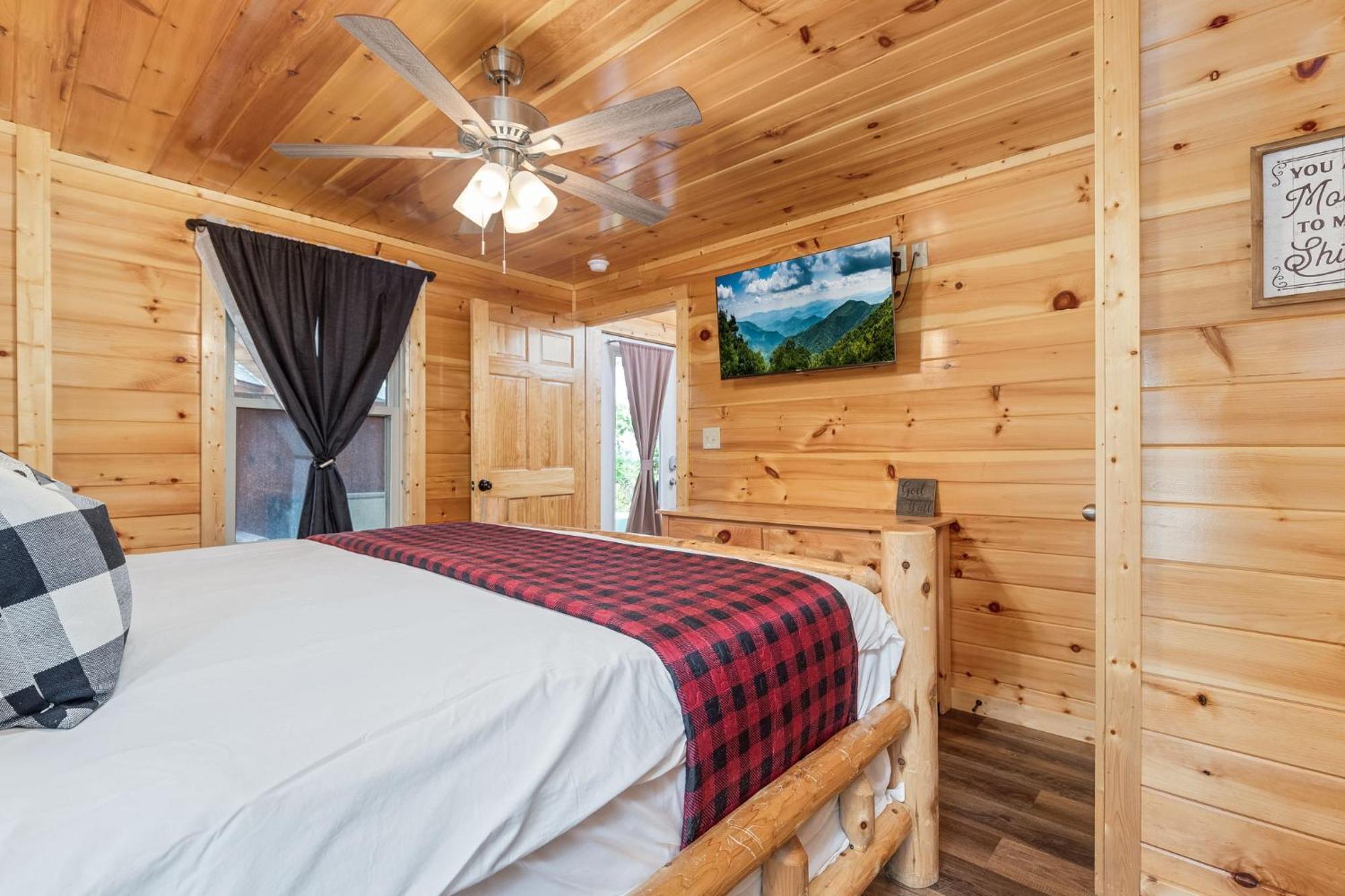 Fully Loaded Cabin In Heart Of Pigeon Forge Exterior foto